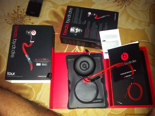 Beats Tour Monster Original with 1 year warranty by Dr. Dre large image 0