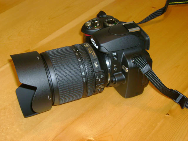 Nikon D60 with Nikkor 18-105 VR Lense 4GB Memory Card large image 0