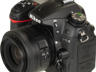 Nikon D7000 50mm 1.4D 1 extra original battery 2 memory card