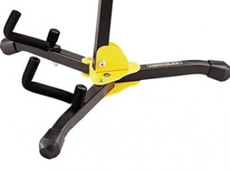 Boxed Hercules Portable Guitar Stand for sell Urgent 