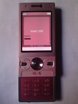 Sony Ericsson w705 with 2GB.... Low price large image 0