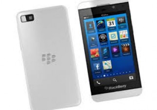 BLACKBERRY Z10 AS LIKE BRAND NEW WHITE ONLY 2 DAYS USED