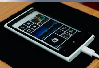 Nokia Lumia 920 from Bahrain-urgent sell Nokia Lumia 920 from Bahrain-urgent sell
