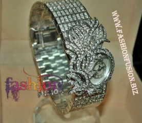 ladies jewelry wedding watch Italian diamond cut with box