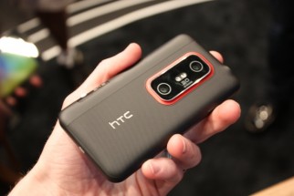 HTC Evo 3D full boxed HTC Evo 3D full boxed