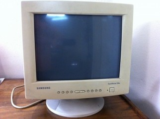 Samsung SyncMaster 550s 15 inch monitor