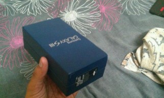 Full Box Samsung Galaxy S3 with everything 4 month used Full Box Samsung Galaxy S3 with everything 4 month used