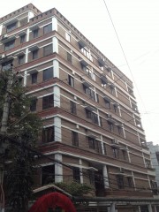 URGENT Dhanmondi flat for sale price negotiable