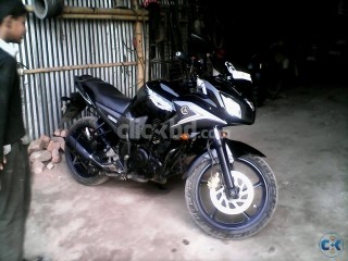 yamaha fazar full black