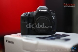Canon 5D Mark III Canon Warranty Lifetime Service Warranty