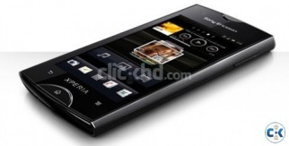 Sony Ericsson Xperia Ray ST18i Sony Ericsson Xperia Ray ST18i