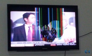 40 Samsung C530 LCD TV Damaged