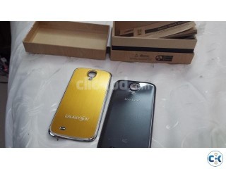 SAMSUNG GALAXY S4 i9500 16gbGenuine Custom Cover One in DHK SAMSUNG GALAXY S4 i9500 16gbGenuine Custom Cover One in DHK