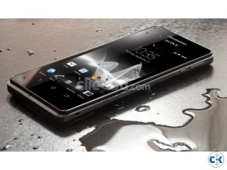 Xperia V WaterProof HD Full boxed 10 month warranty Xperia V WaterProof HD Full boxed 10 month warranty