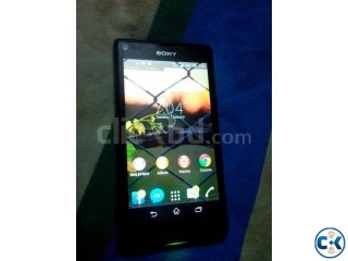 Xperia L with All boxed and 6months warrenty Left Xperia L with All boxed and 6months warrenty Left