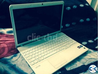 SONY VAIO PCG-61611M sold