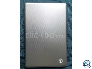 HP LAPTOP-G62-a30SA 15.6 Inc Golden