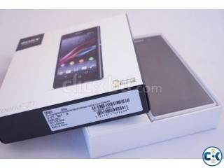 Sony Xperia Z1 sealed box Sony Xperia Z1 sealed box