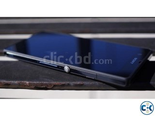 Sony Xperia Z 16 GB Black color Full fresh Condition ... Sony Xperia Z 16 GB Black color Full fresh Condition ...