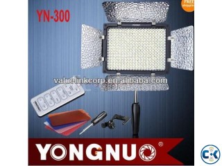 YN-300II Video Pro LED Light............... CAMERA VISION