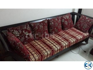 Otobi Sofa Set showroom condition
