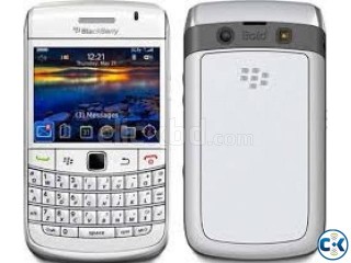 Blackberry Bold 9780 White urgent Sell Blackberry Bold 9780 White urgent Sell