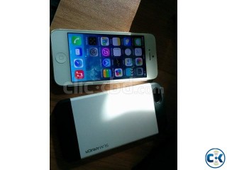 iPhone 5 64GB White Factory Unlocked URGENT iPhone 5 64GB White Factory Unlocked URGENT