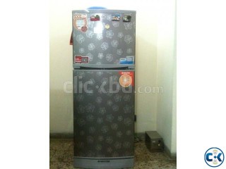 Walton refrigerator