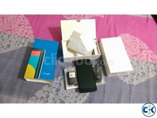 LG Nexus 5 16 GB White Color LG Nexus 5 16 GB White Color