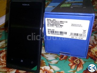 Nokia Lumia 800 Brand new Intact Nokia Lumia 800 Brand new Intact
