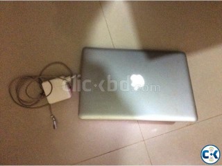 APPLE MACBOOK PRO