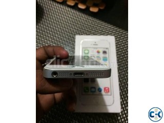 Iphone 5s. Imei matched Box and original headphone. Iphone 5s. Imei matched Box and original headphone.