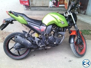 Fzs 2012 White red modify colour