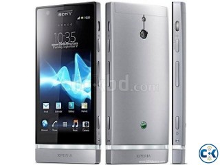 Brand New Sony Xperia P Intact Box Brand New Sony Xperia P Intact Box