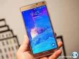 Samsung Galaxy A7 Duos Champagne Golden with 1 Year Samsung Galaxy A7 Duos Champagne Golden with 1 Year