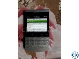 BlacBerry Porsche Design P 9981 BlacBerry Porsche Design P 9981