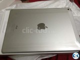 Ipad Air 2 64GB with all accessories and a leather pouch
