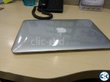 Apple MacBook Air 11.6-Inch laptop with Box Orginal accs