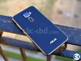 Asus Zenfone 3 used box fresh by Noredeff Asus Zenfone 3 used box fresh by Noredeff