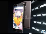 One plus 3T metal gray 128gb used by NoreDef One plus 3T metal gray 128gb used by NoreDef