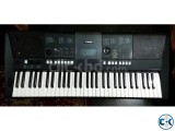 YAMAHA PSR E423 SEMI PROFESSIONAL