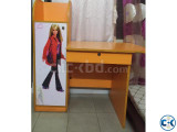 Barbie reading table Barbie reading table