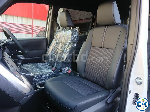 Toyota Noah Hybrid price in Bangladesh | ClickBD image 3