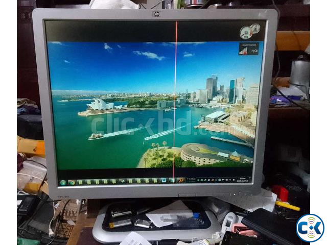 HP 19 LCD Monitor square Good picture quality large image 1