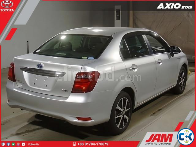 Toyota Corolla Axio Hybrid X package 2019 | ClickBD image 5