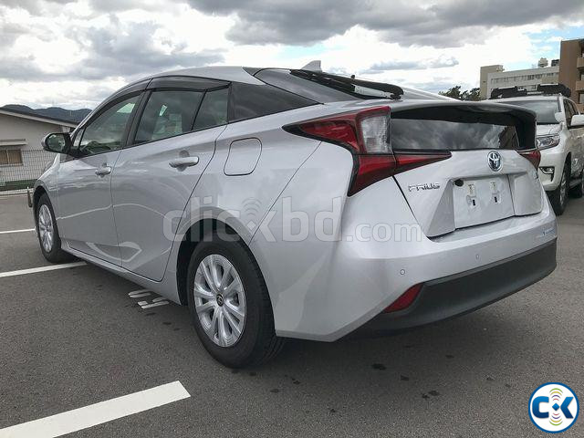 Toyota Prius HYBRID 2020 price in Bangladesh | ClickBD image 3