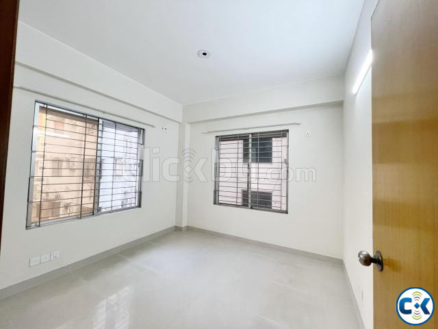 South-Facing Flat at Bashundhara for Sale large image 1