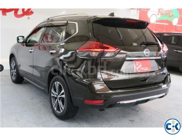 - large image 1
