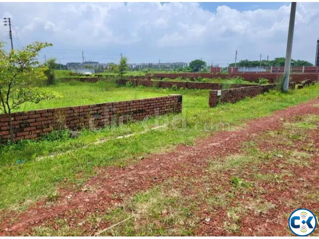 5 Katha Land sale in Bashundhara Housing Residential Area | ClickBD image 2
