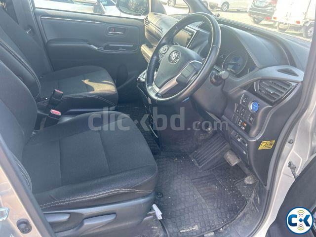 TOYOTA ESQUIRE XI HYBRID 2018 price in Bangladesh | ClickBD image 4